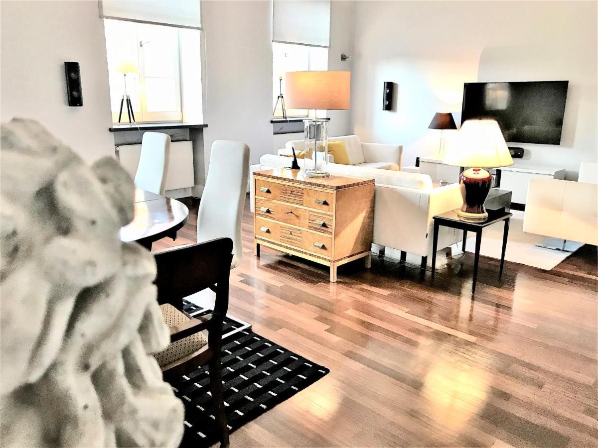 Mondrian Luxury Suites & Apartments Market Square IV Warschau Buitenkant foto