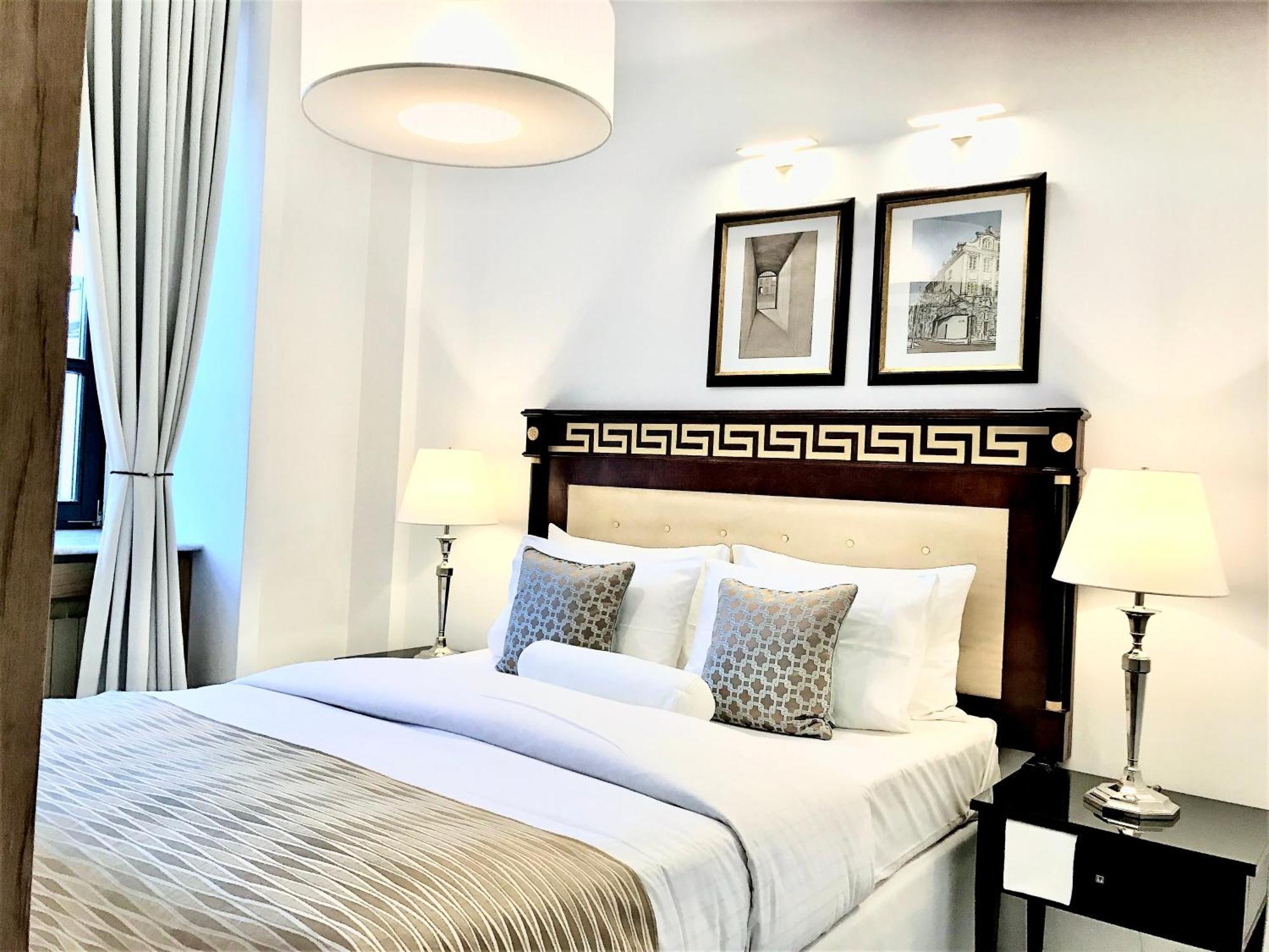 Mondrian Luxury Suites & Apartments Market Square IV Warschau Buitenkant foto